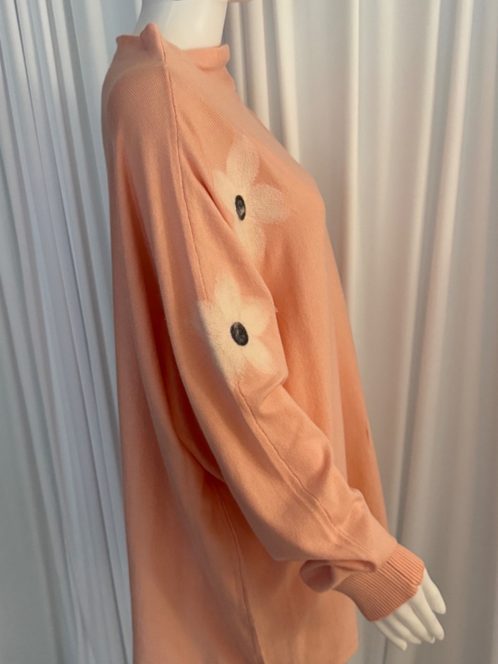 Nina Leonard Soft Floral Tunic Sweater 1X NWOT Peach Lightweight - Picture 4 of 16